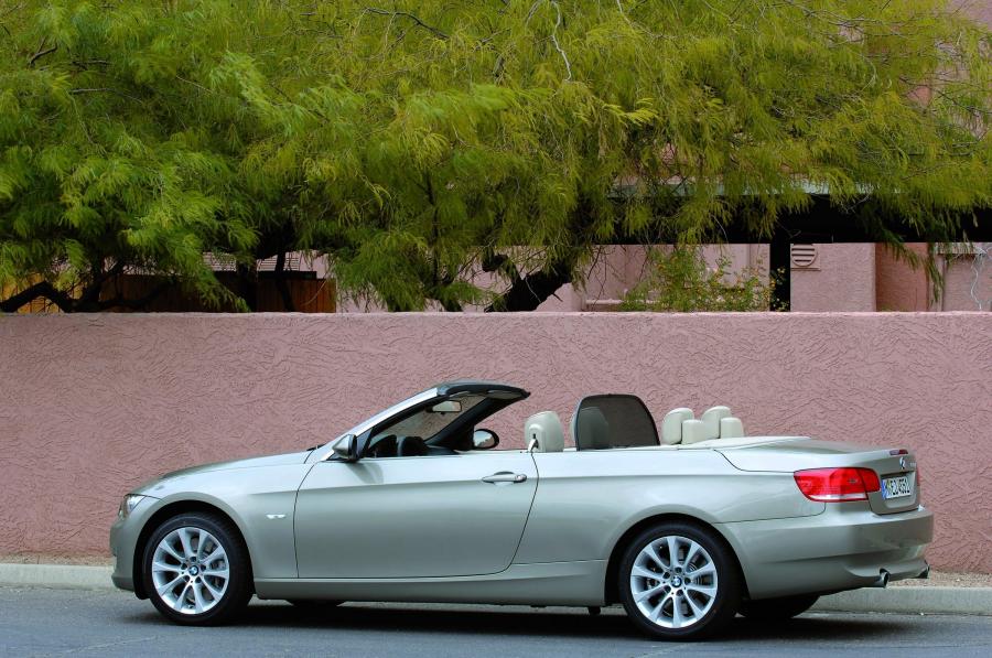  BMW 3-Series Convertible 2007 года  (фото 116 из 239)